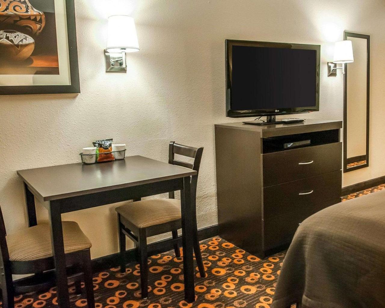 Econo Lodge Inn & Suites Santa Fe Eksteriør bilde