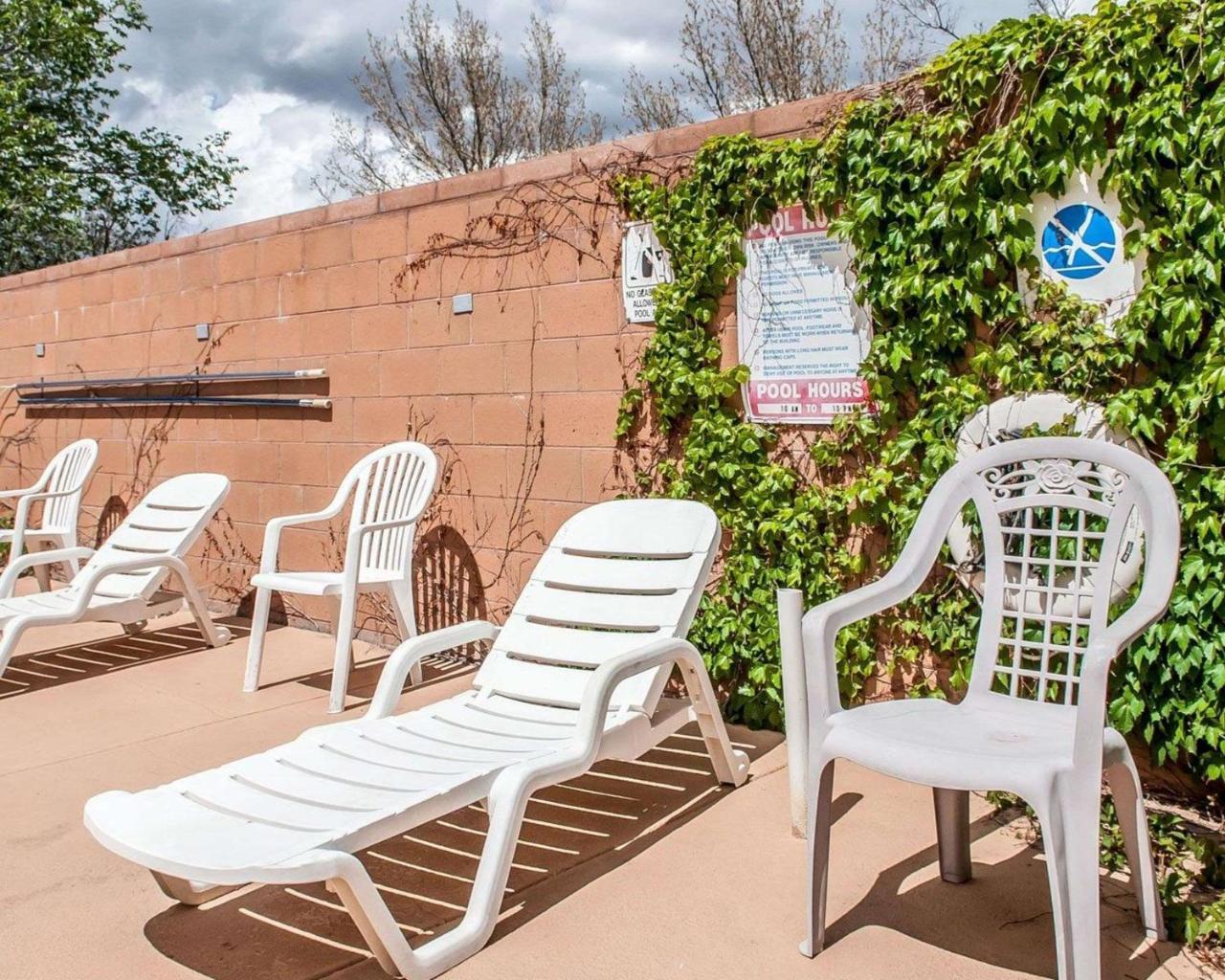 Econo Lodge Inn & Suites Santa Fe Eksteriør bilde